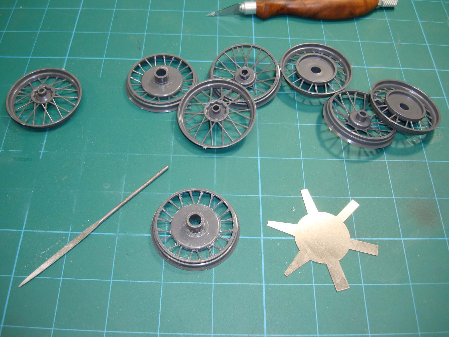 Italeri 7403 1/9 German Military Motorcycle with Sidecar Build Image 03