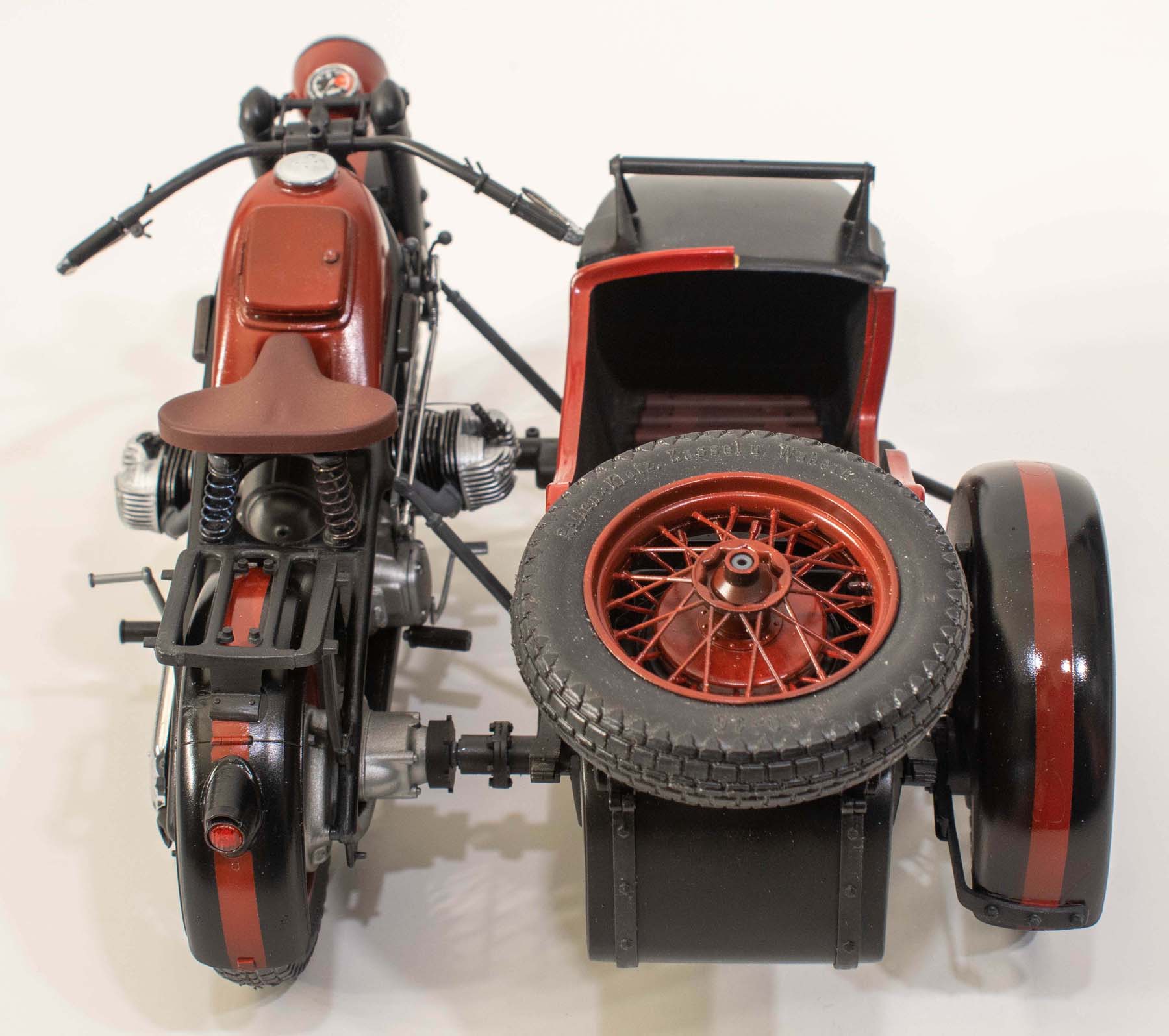 Italeri 7403 1/9 German Military Motorcycle with Sidecar Build Image 42