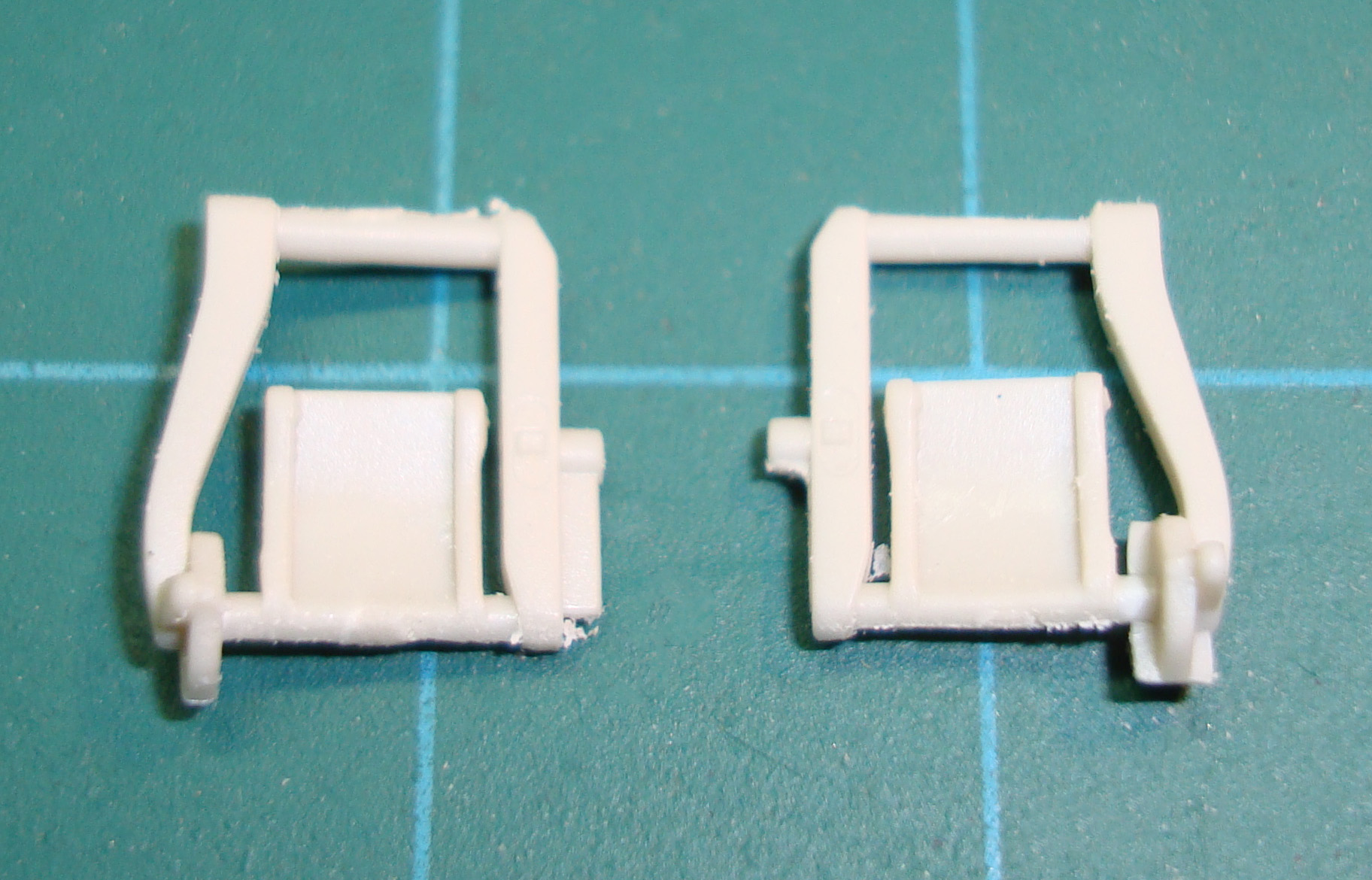 Kitty Hawk 32018 1/32 F-5E Tiger II Build Review