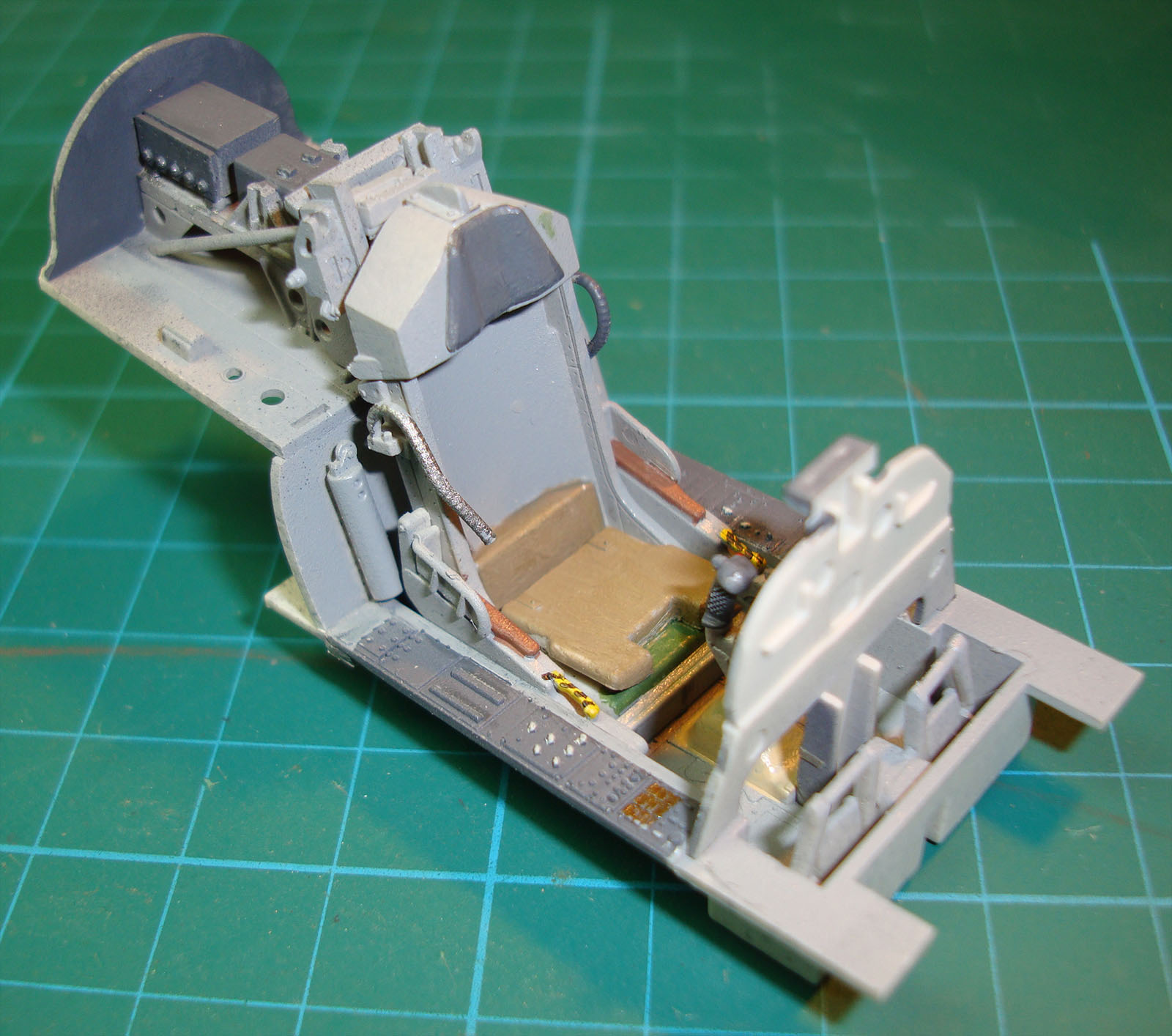 Kitty Hawk 32018 1/32 F-5E Tiger II Build Review