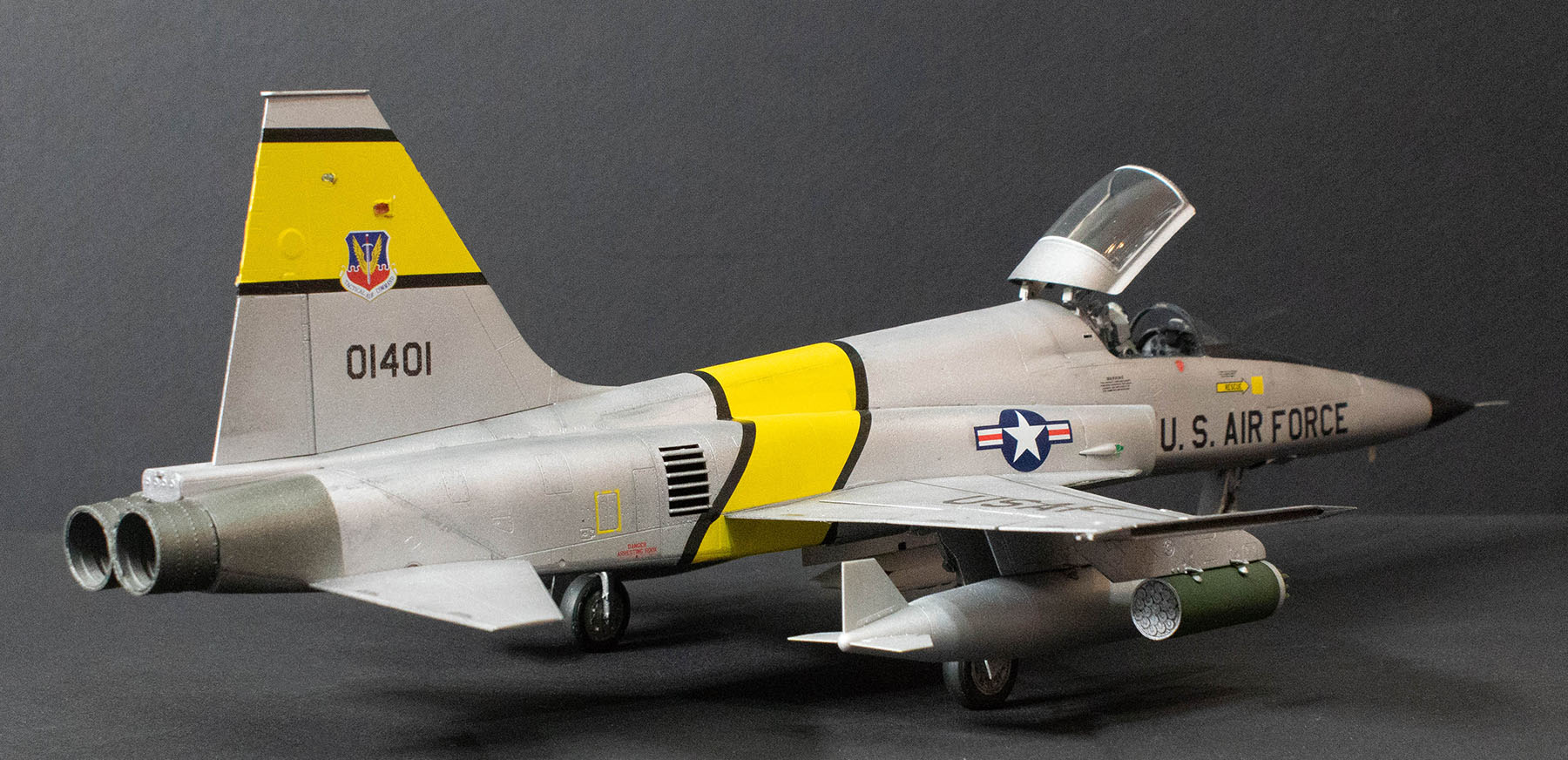 Kitty Hawk 32018 1/32 F-5E Tiger II Build Review