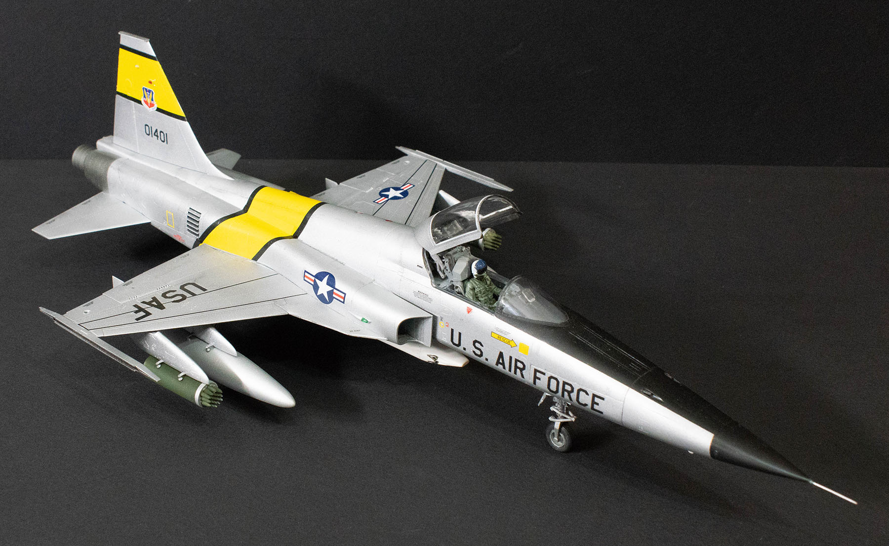Kitty Hawk 32018 1/32 F-5E Tiger II Build Review