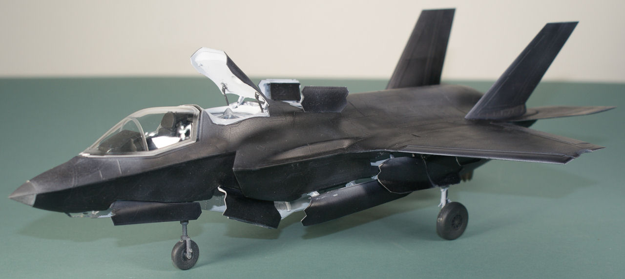 Kitty Hawk 80102 1/48 F-35B Lightning II Quick Build Review