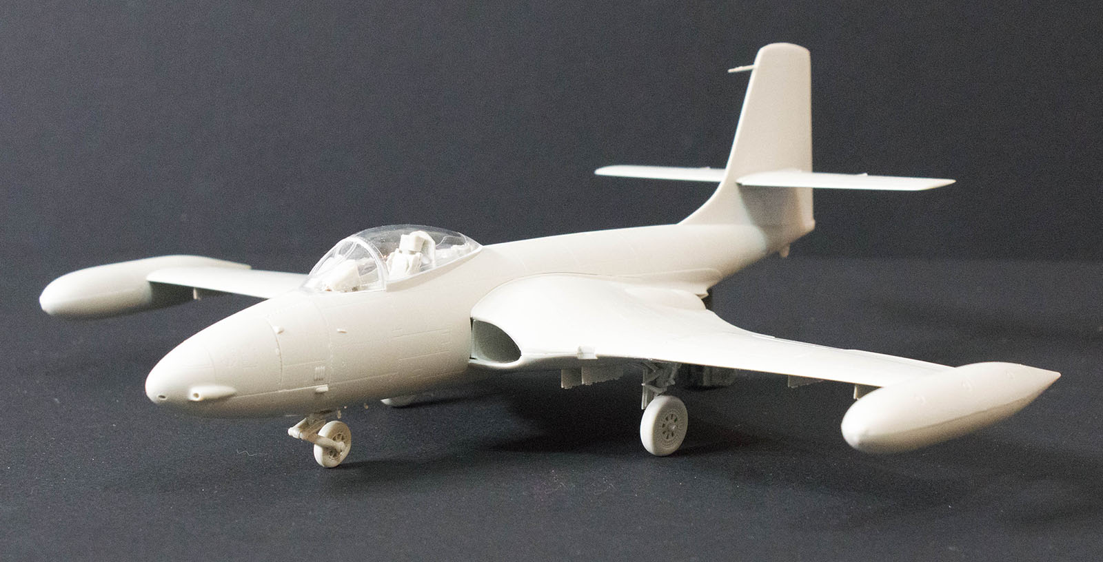 Kitty Hawk 80131 1/48 F2H-2 Banshee Quick Build Image 26