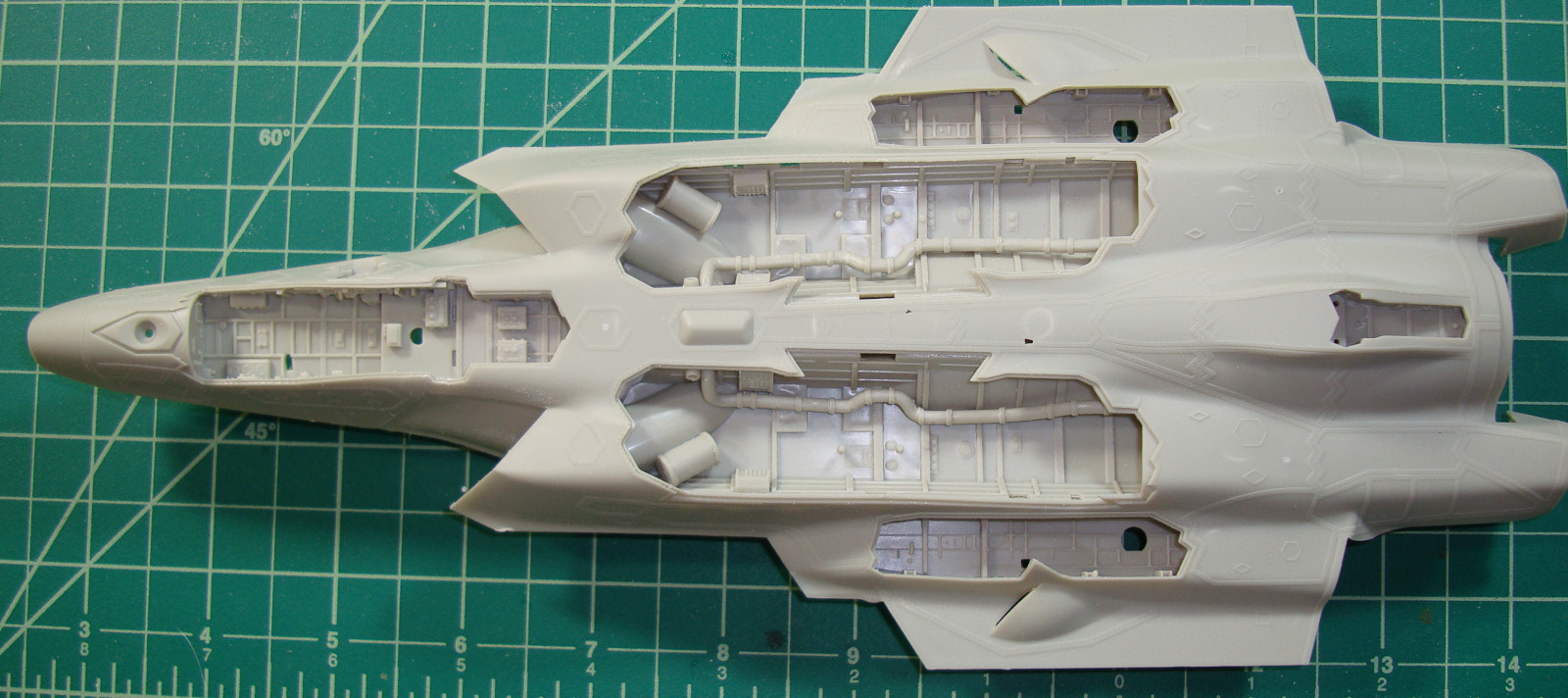 Kitty Hawk 80132 1/48 F-35C Lightning II Quick Build Review
