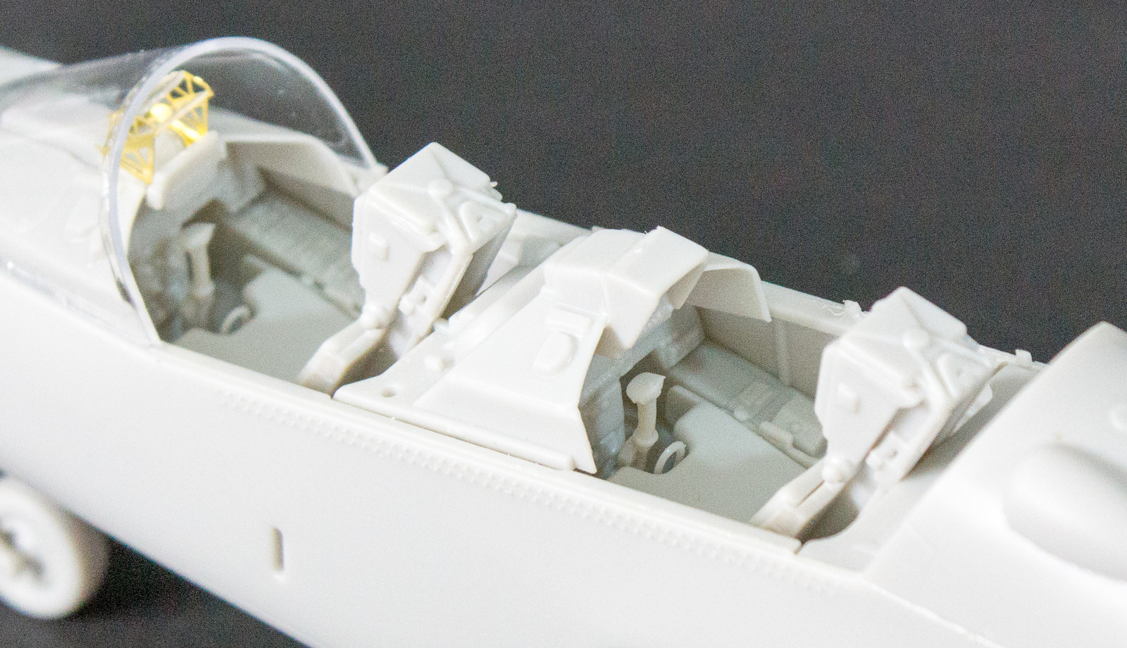 Kinetic 1/32 Hawk 100 Series Advanced Trainer Quick Build Image 05