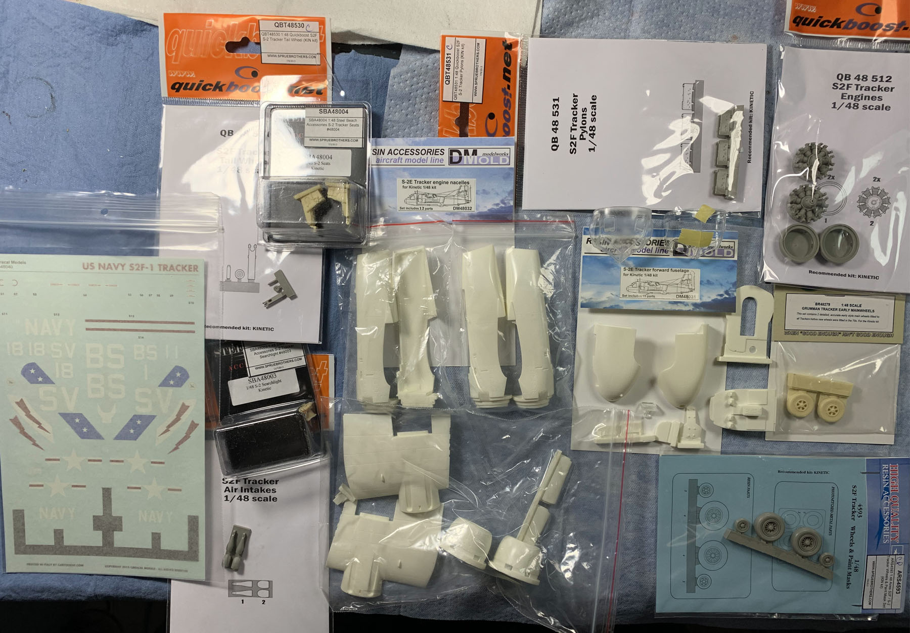 Kinetic 1/48 TS-2A Tracker Build Image