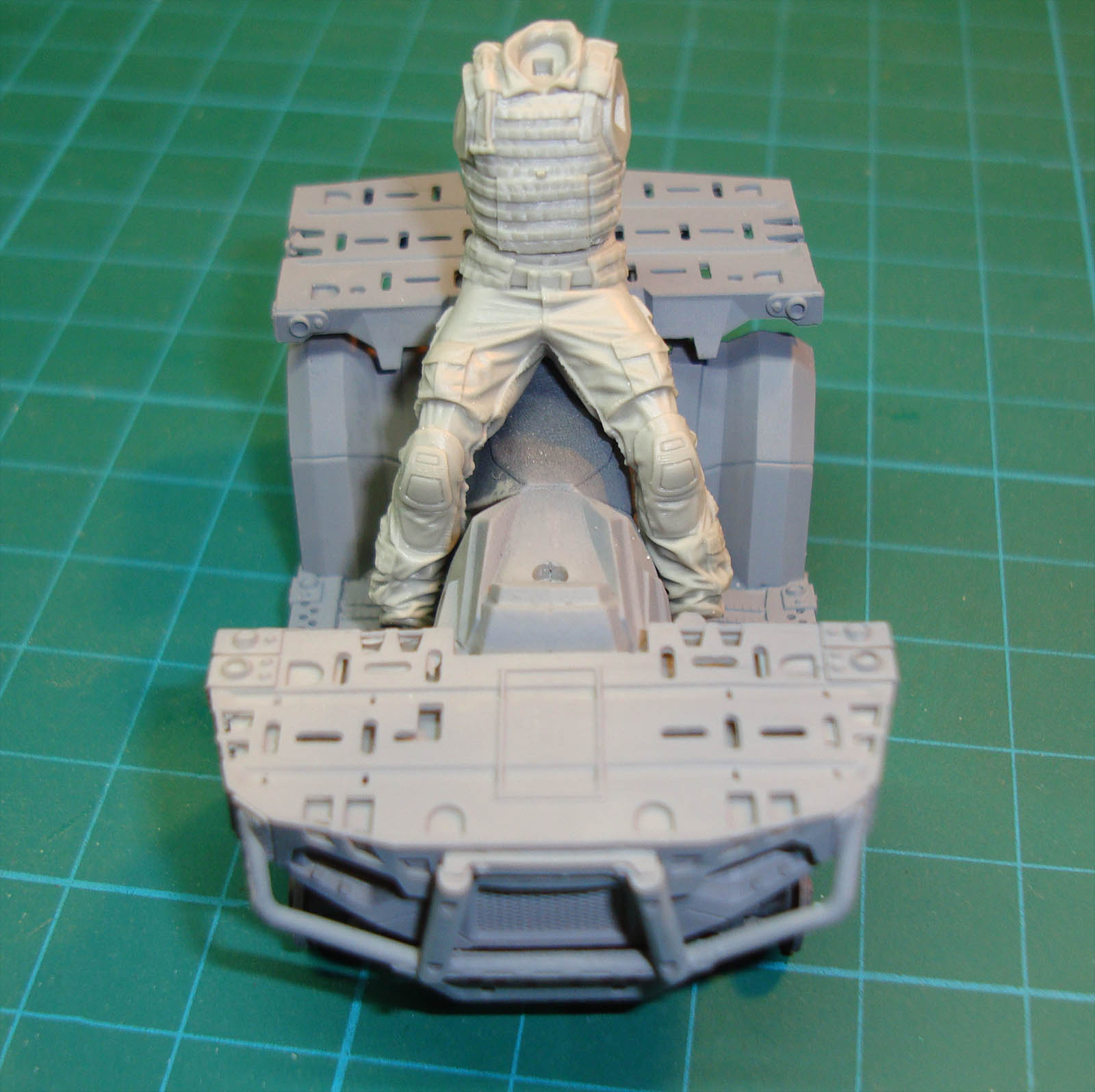 Live Resin 1/35 Polaris MV850 Military ATV Build Review Image 05