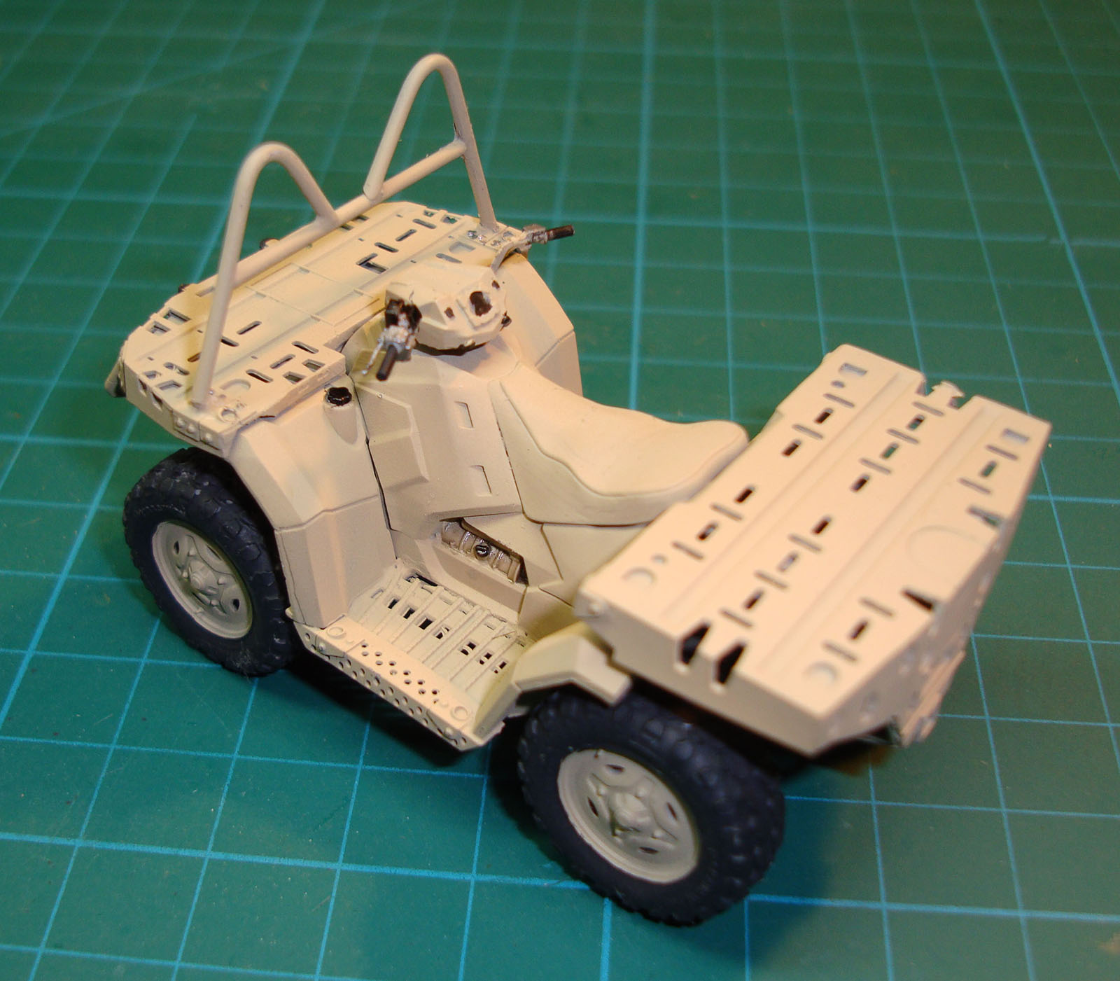 Live Resin 1/35 Polaris MV850 Military ATV Build Review Image 08