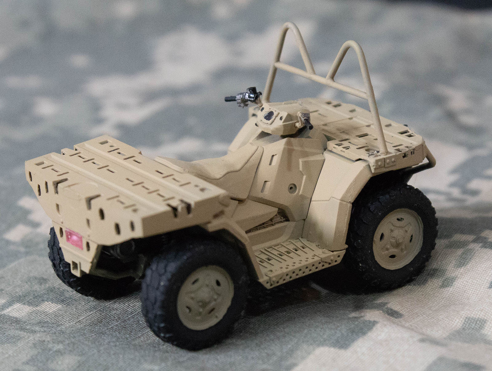 Live Resin 1/35 Polaris MV850 Military ATV Build Review Image 12