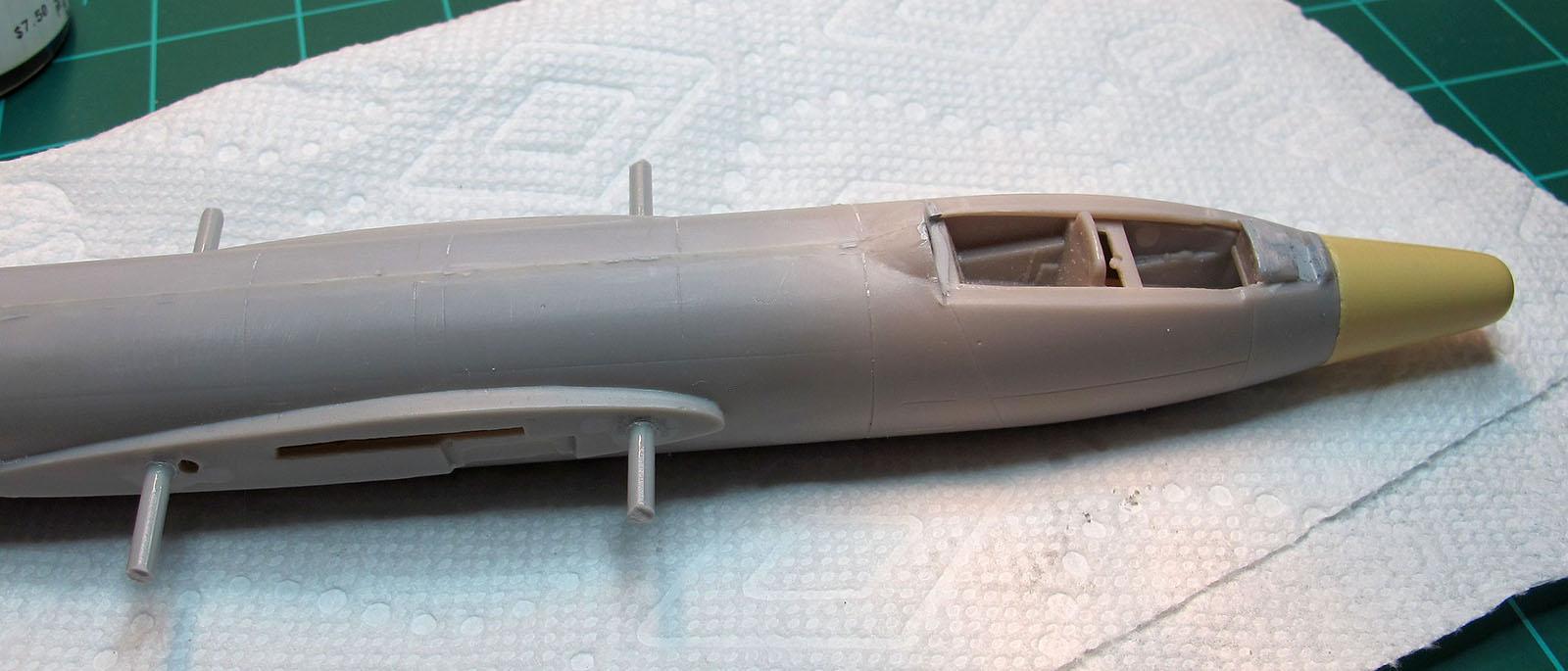 Mach 2 1872 1/72 RB-57F Canberra Build Image 05
