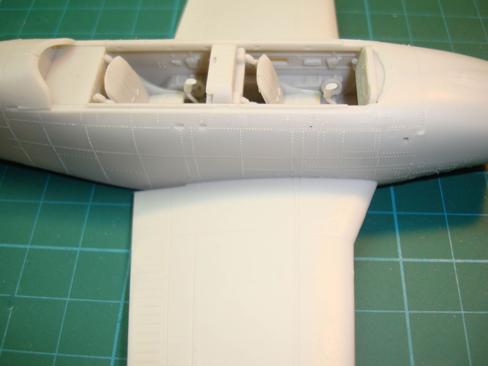 Minicraft 11671 1/48 T-34 Mentor Image 12