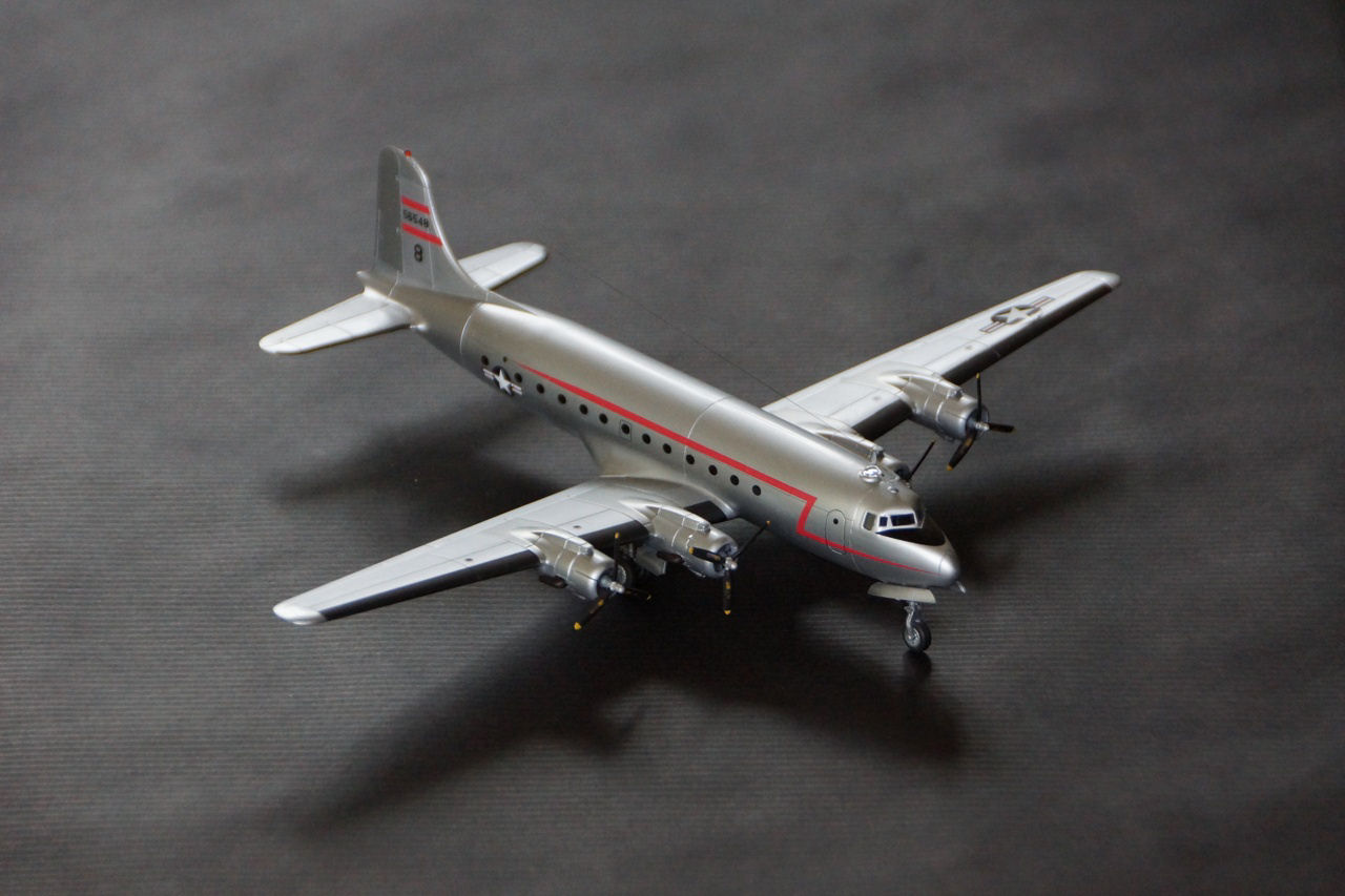 Minicraft 14520 1/144 C-54 Skymaster 'Candy Bomber' Image
