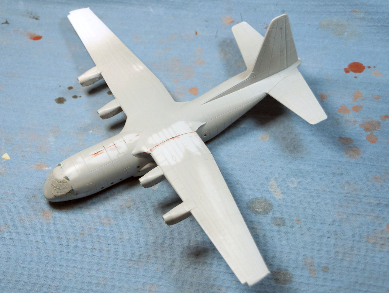 Minicraft 14520 1/144 Lockheed C-130A Hercules Image