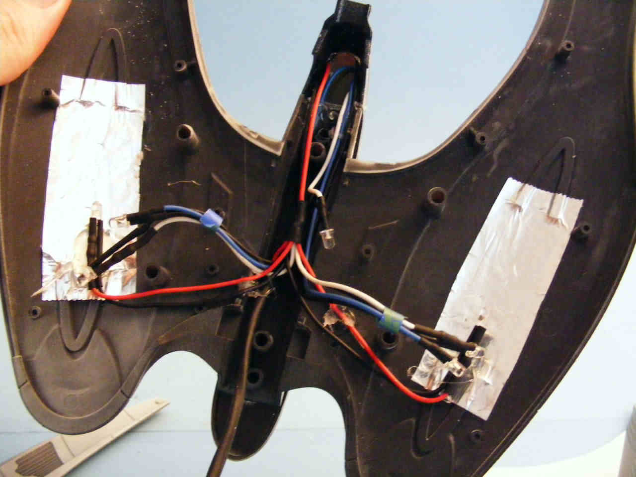 Moebius Models 0926 1/32 Cylon Raider Build Image 09