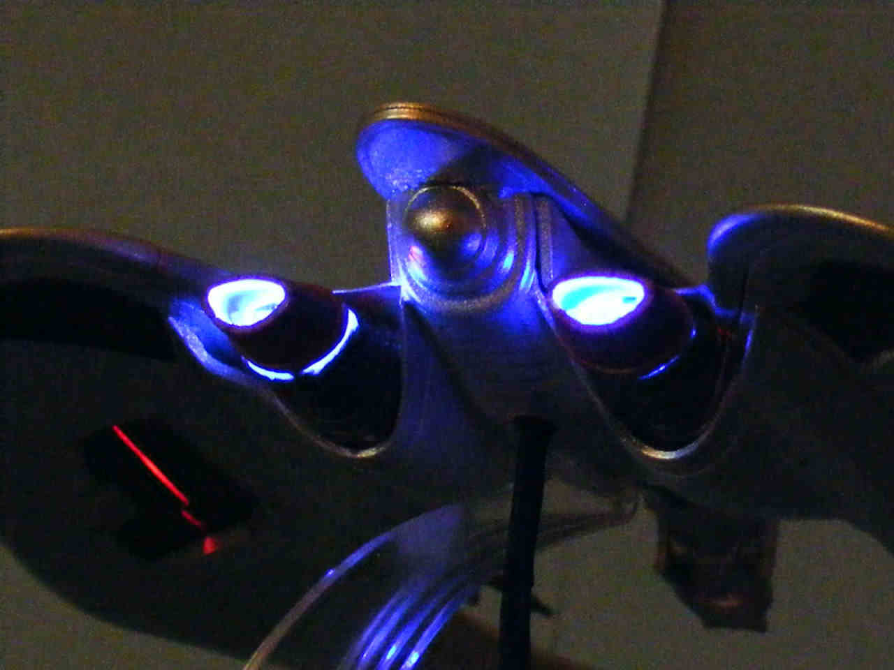 Moebius Models 0926 1/32 Cylon Raider Build Image 11