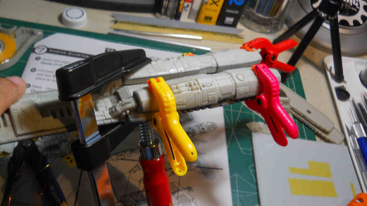 Moebius Models 0931 1/4105 Battlestar Pegasus BSG Photo Feature Image 25