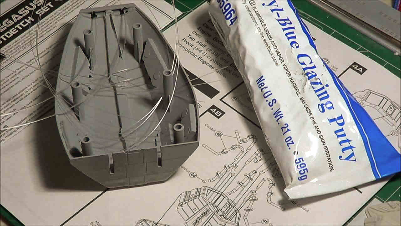 Moebius Models 0931 1/4105 Battlestar Pegasus BSG Photo Feature Image 31