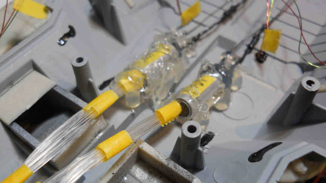Moebius Models 0931 1/4105 Battlestar Pegasus BSG Photo Feature Image 81