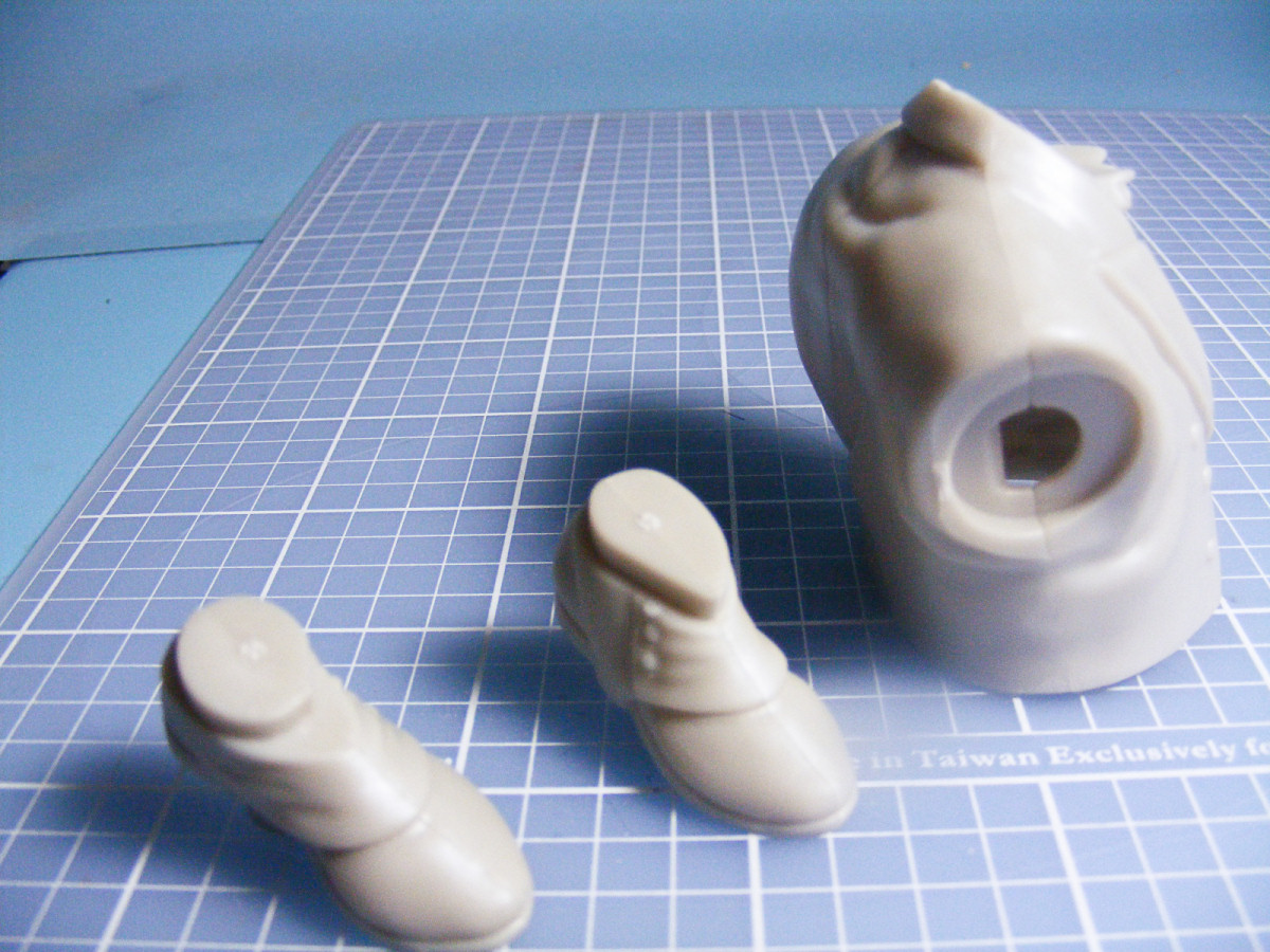 Moebius Models 0934 1/9 Grandpa Munster Build Image 01