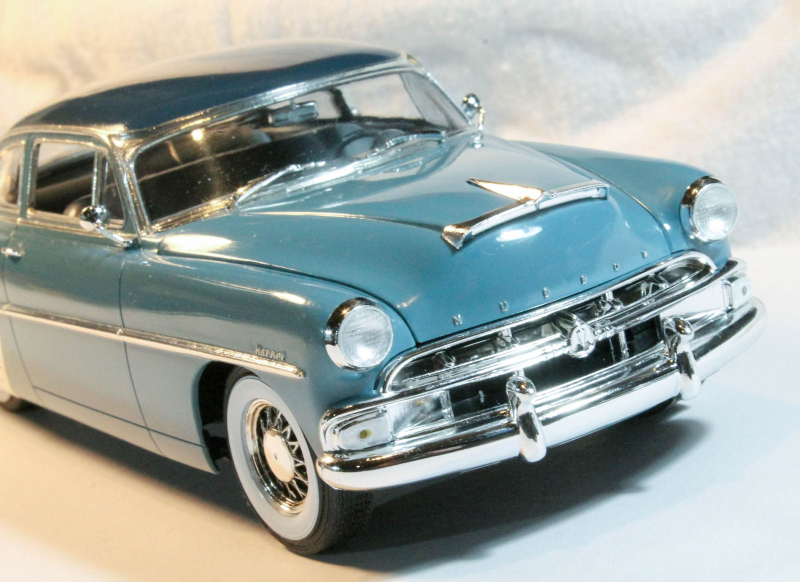 Moebius Models 1213 1/25 1954 Hudson Hornet Photo Feature Image 16