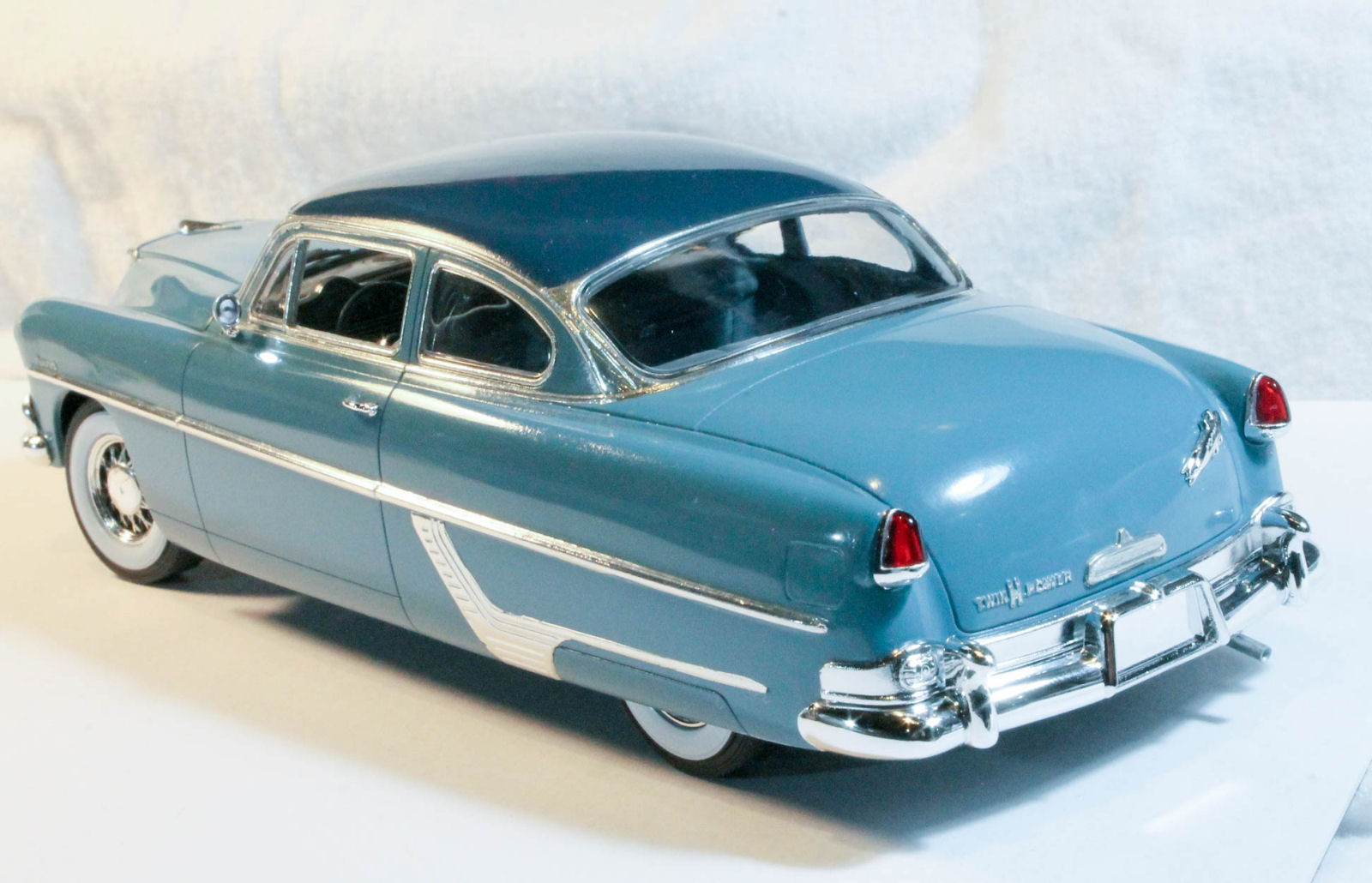 Moebius Models 1213 1/25 1954 Hudson Hornet Photo Feature Image 17