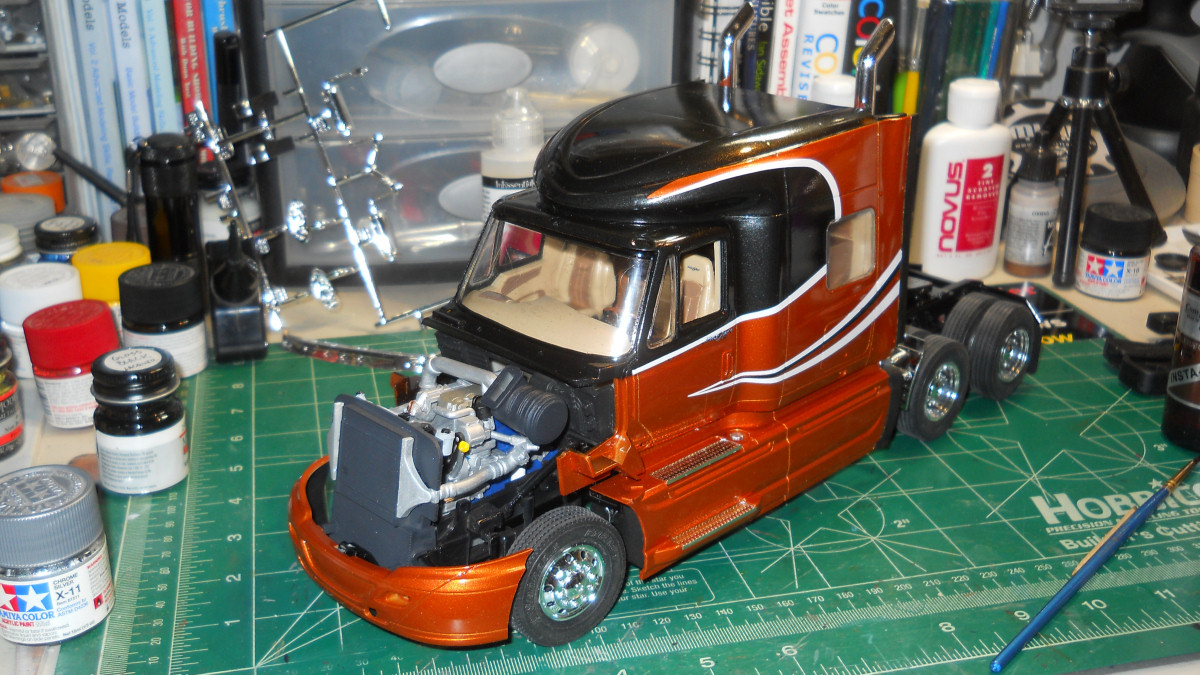 Moebius Models 1301 1/25 International Prostar Photo Feature Image 50