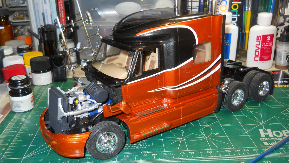 Moebius Models 1301 1/25 International Prostar Photo Feature Image 53