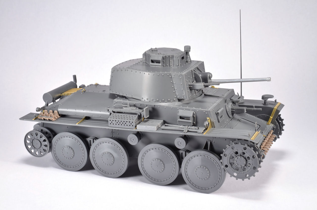 Panda-Hobby 16001 1/16 Pz.Kpfw.38(t) Ausf.E/F Build Review Image 13