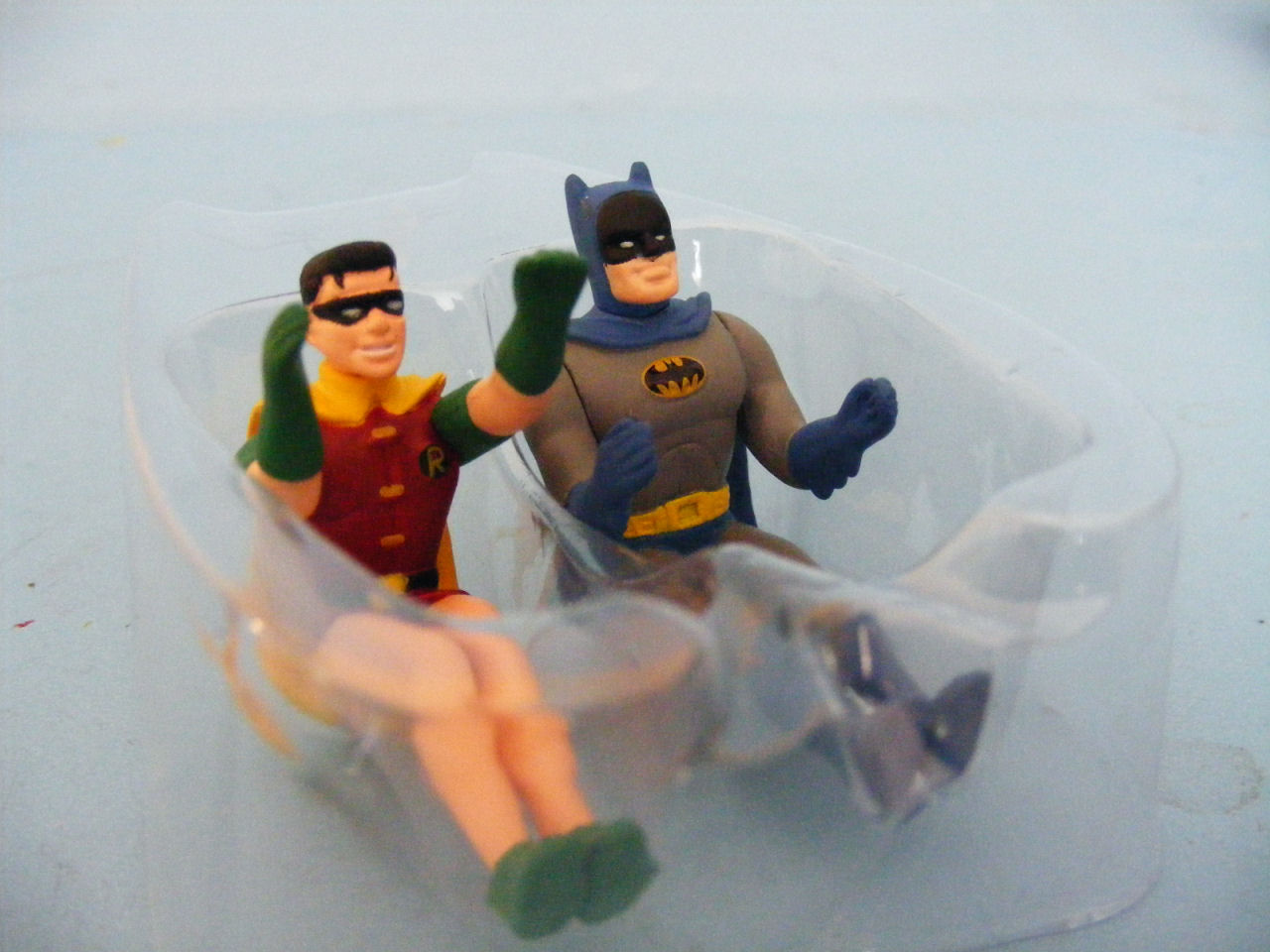 Polar Lights 0824 1/25 1966 Batmobile Build Review Image 02