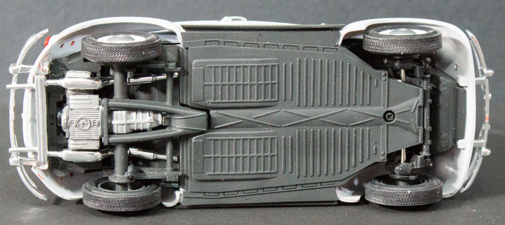 Polar Lights 0927 1/25 The Amazing Spiderman Volkswagen Beetle Build Review Image 07
