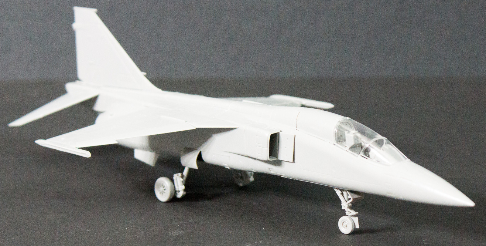 Platz AC9 1/72 F-1 JASDF Build Review Image 04