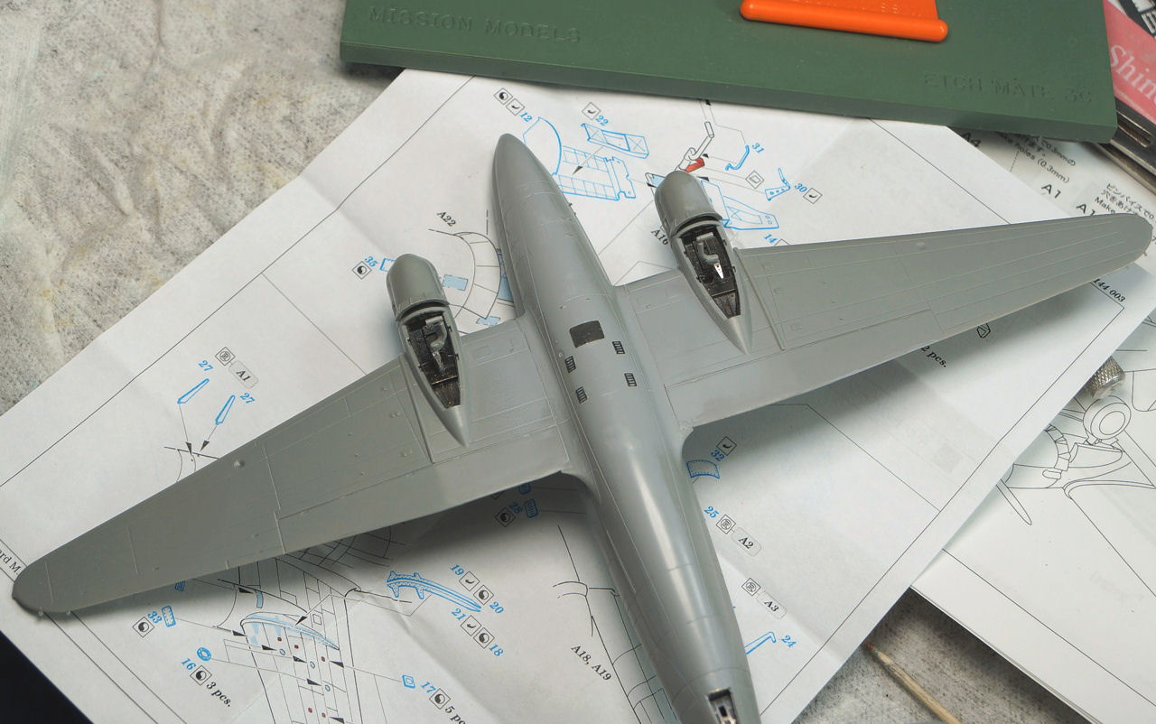 Platz PD-21 1/144 C-46D Commando Build Review Image 08