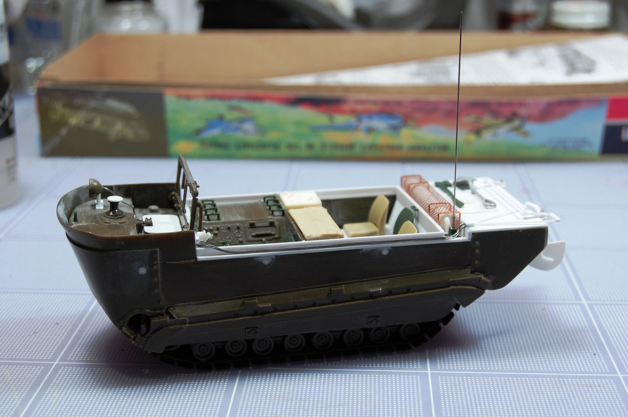 Monogram 0024 1/35 M29 Amphibious Weasel Photo Feature Image