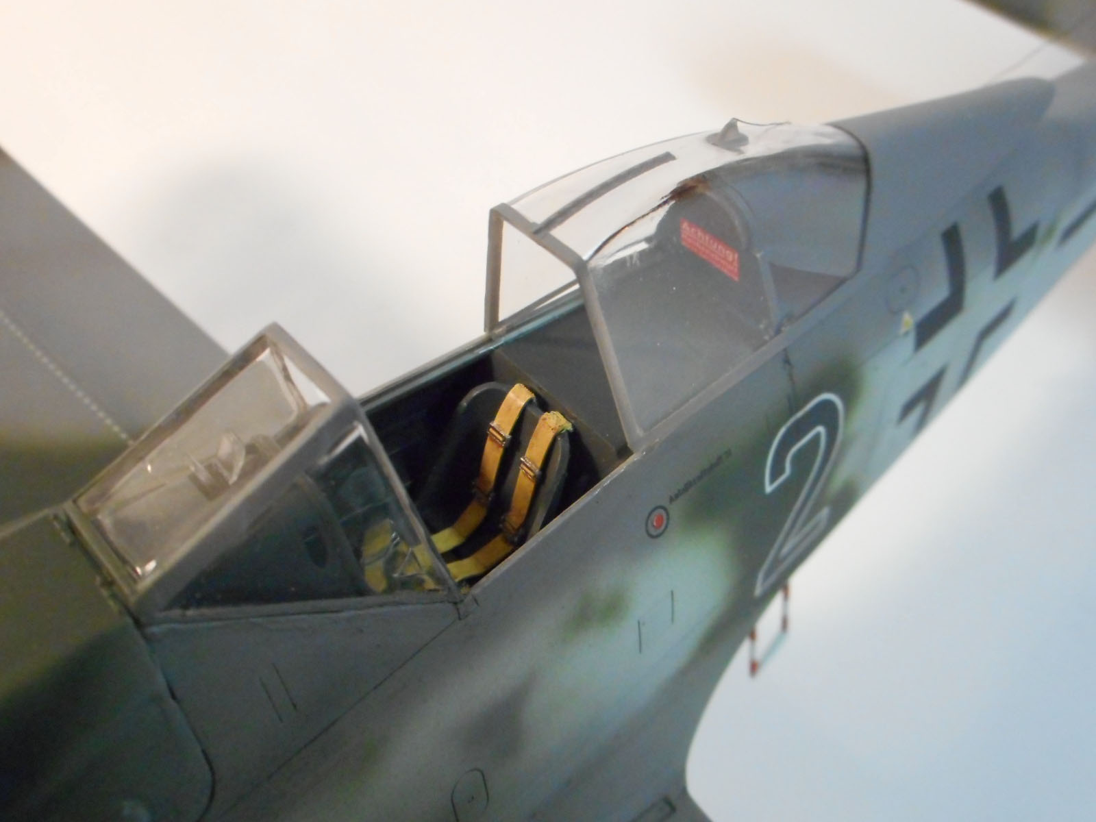 Revell 4869 1/32 Fw 190F-8 Photo Feature Image