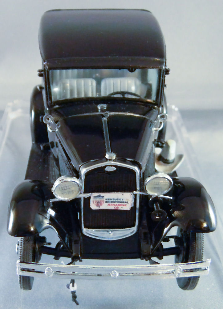 Revell 1/25 '31 Ford Model A Sedan Hot Rod 2 in 1 Build Image