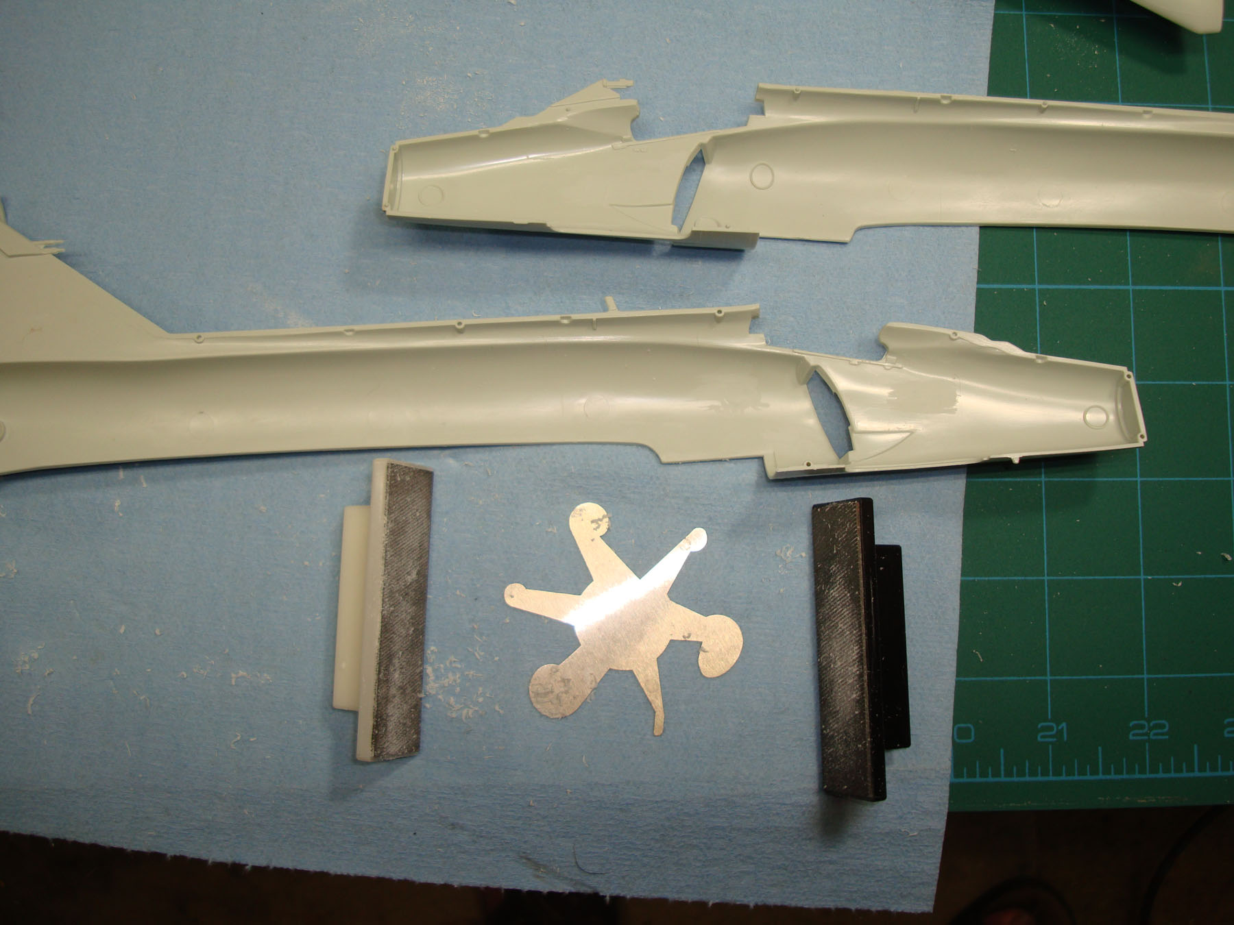 Monogram 1/48 F-102A Delta Dagger Build Review Image