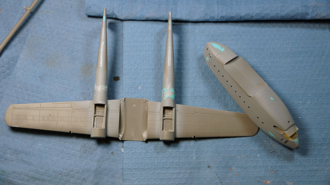 Roden 0321 1/144 C-119C Boxcar Build Review Image