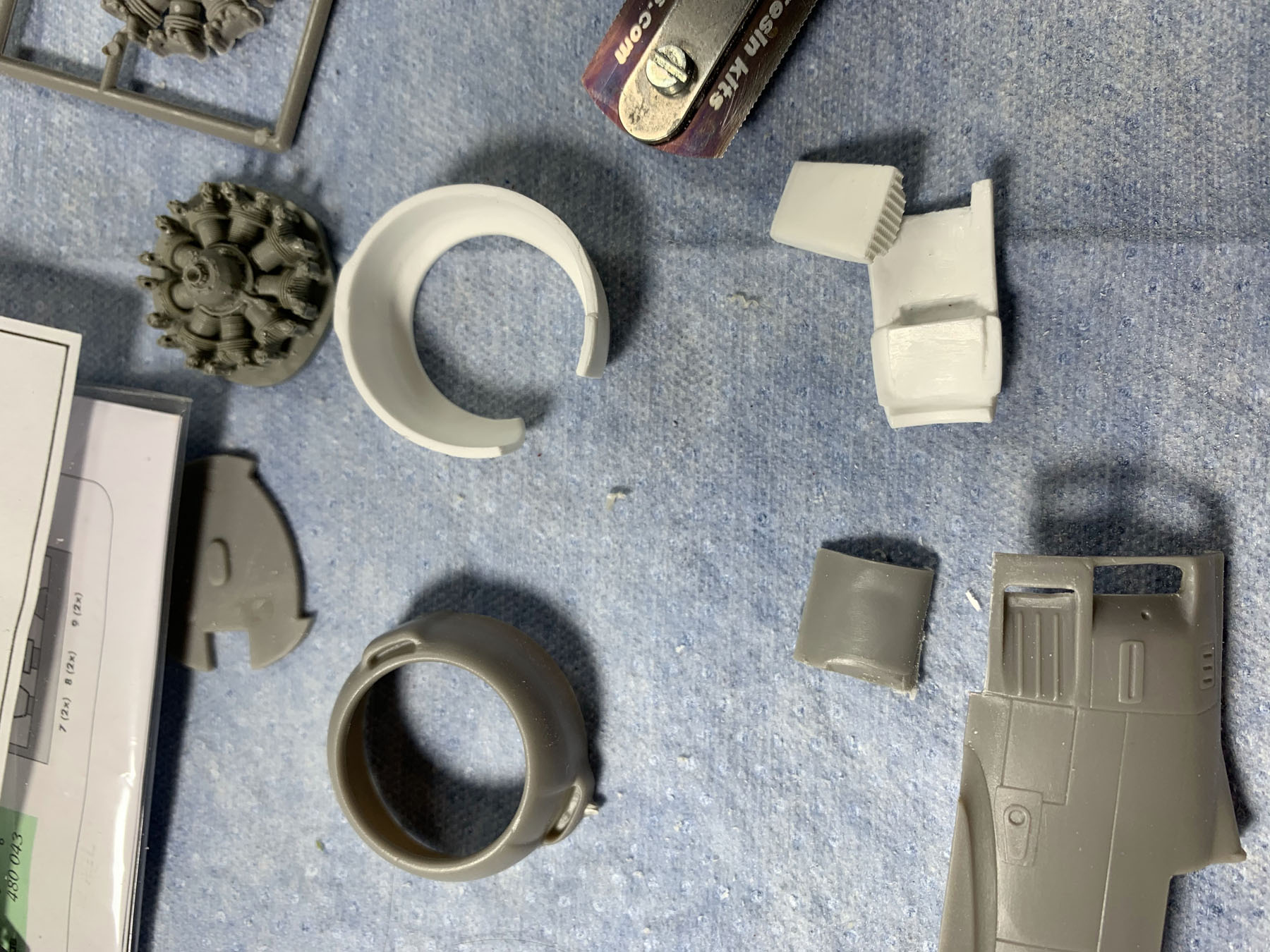 Roden 0450 1/48 T-28D Trojan Build Review Image