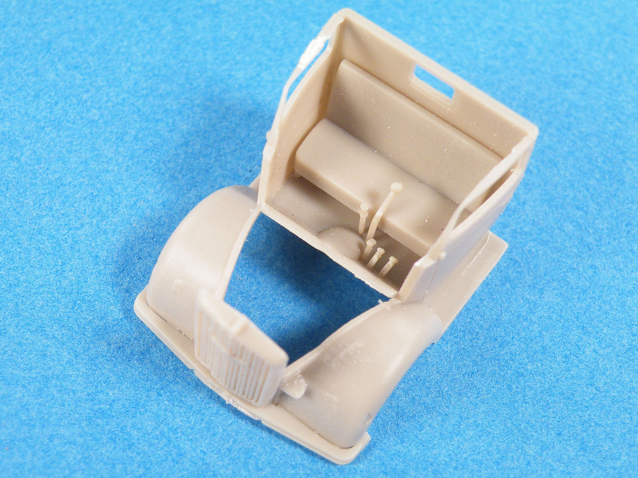 Roden 0710 1/72 Opel Blitz (Kfz.305) Build Review Image