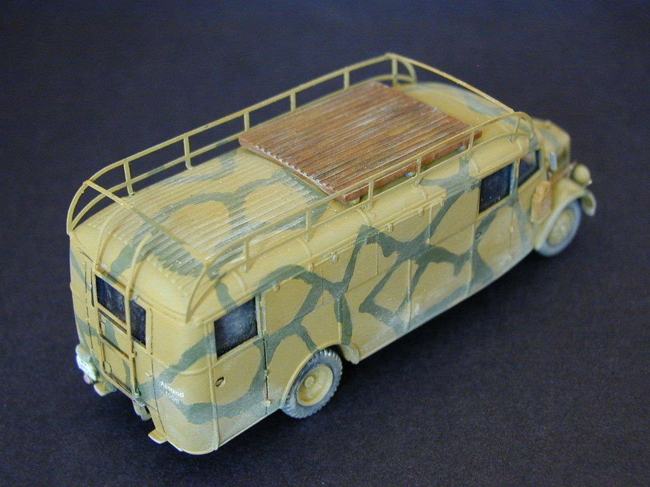 Roden 0723 1/72 Opel 3.6-47 Omnibus Stabswagen) Build Review Image