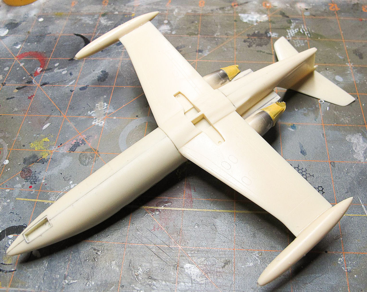 RVHP 72200 1/72 C-21A Learjet Model 35 USAF Build Review Image 03