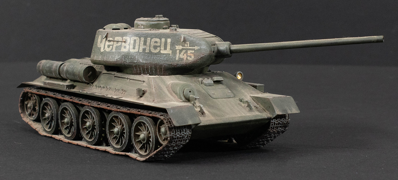 Tamiya 35138 1/35 T-34/85 Build Review Image