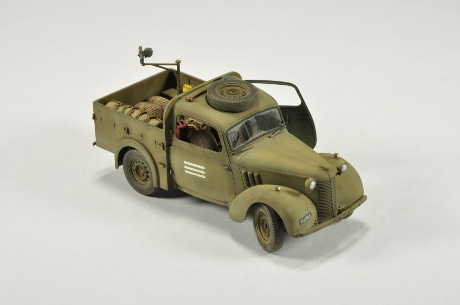 Tamiya 35308 1/35 British Light Utility Car Build Review Image