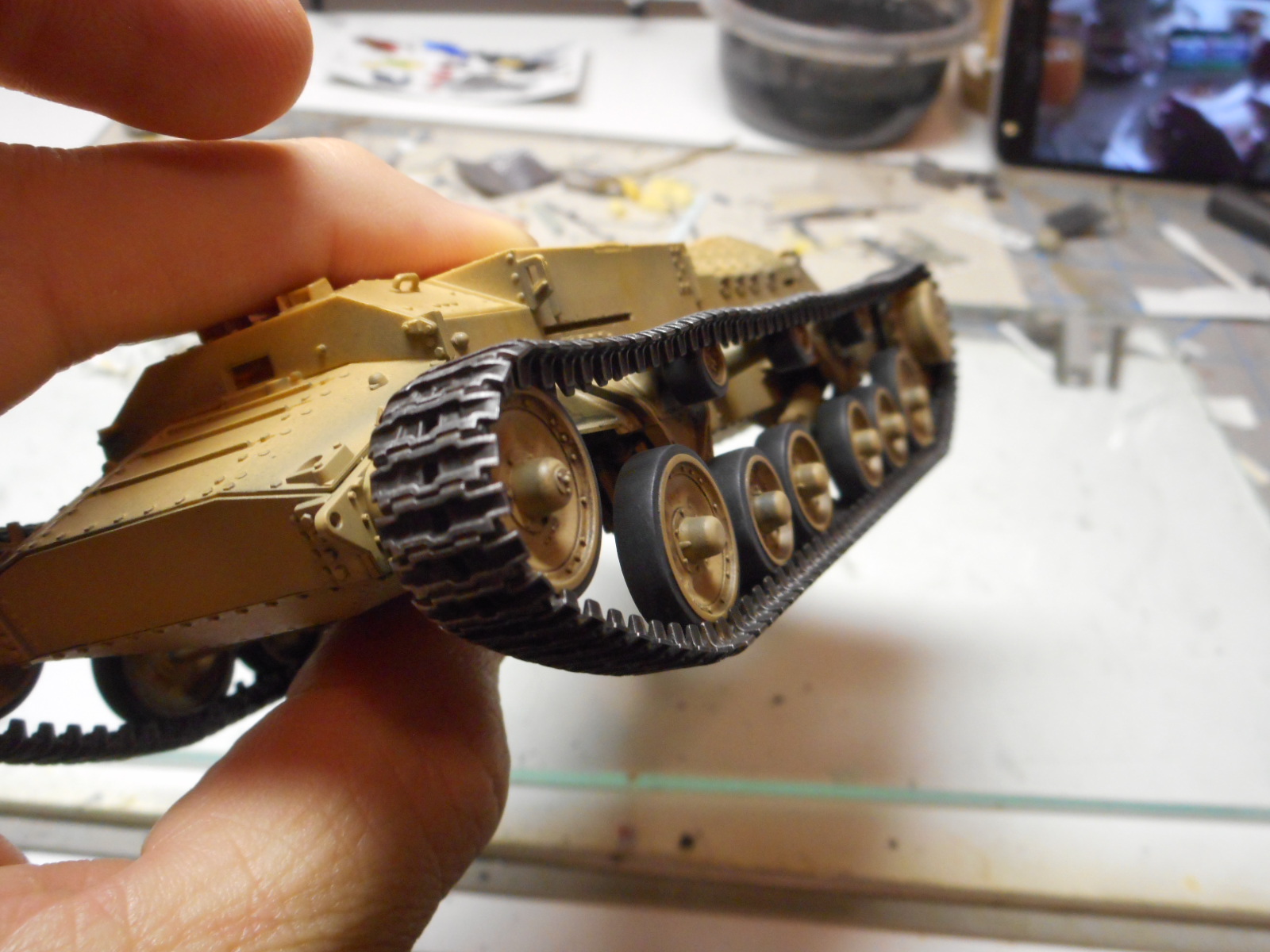 Tamiya 35352 1/35 British Infantry Tank Mk.III Valentine Mk.II/IV Build Review Image