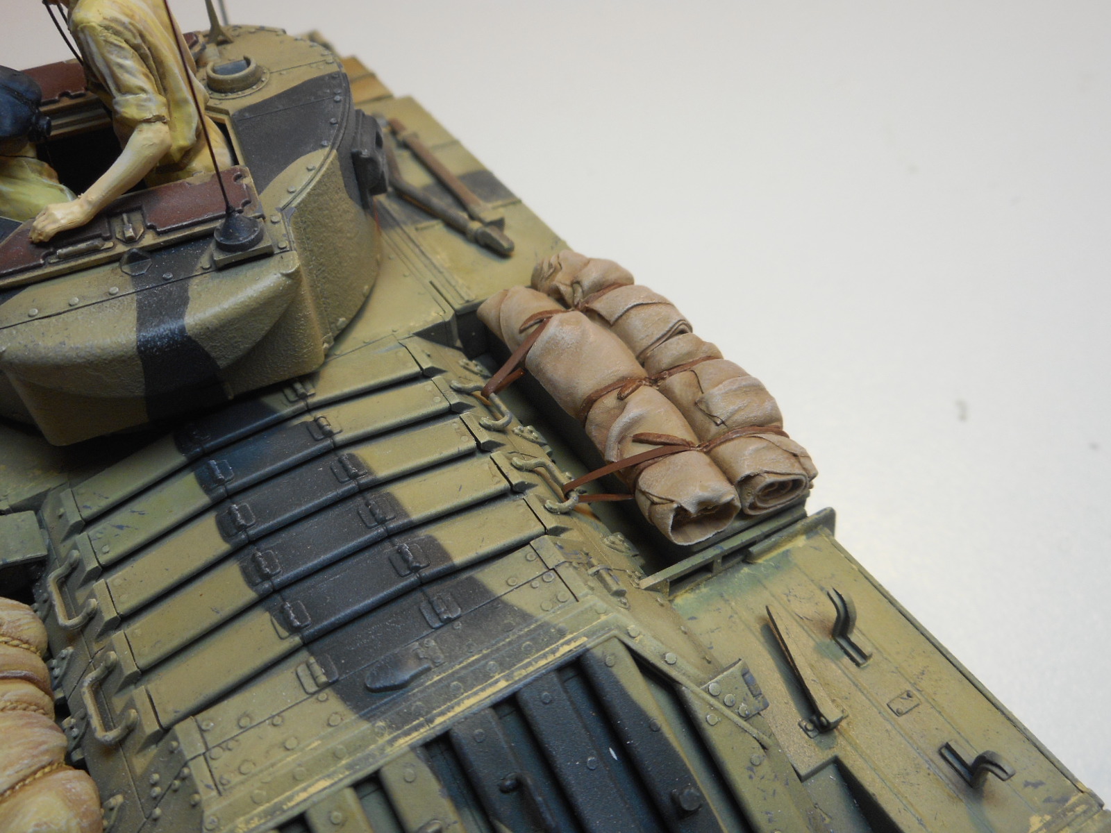 Tamiya 35352 1/35 British Infantry Tank Mk.III Valentine Mk.II/IV Build Review Image