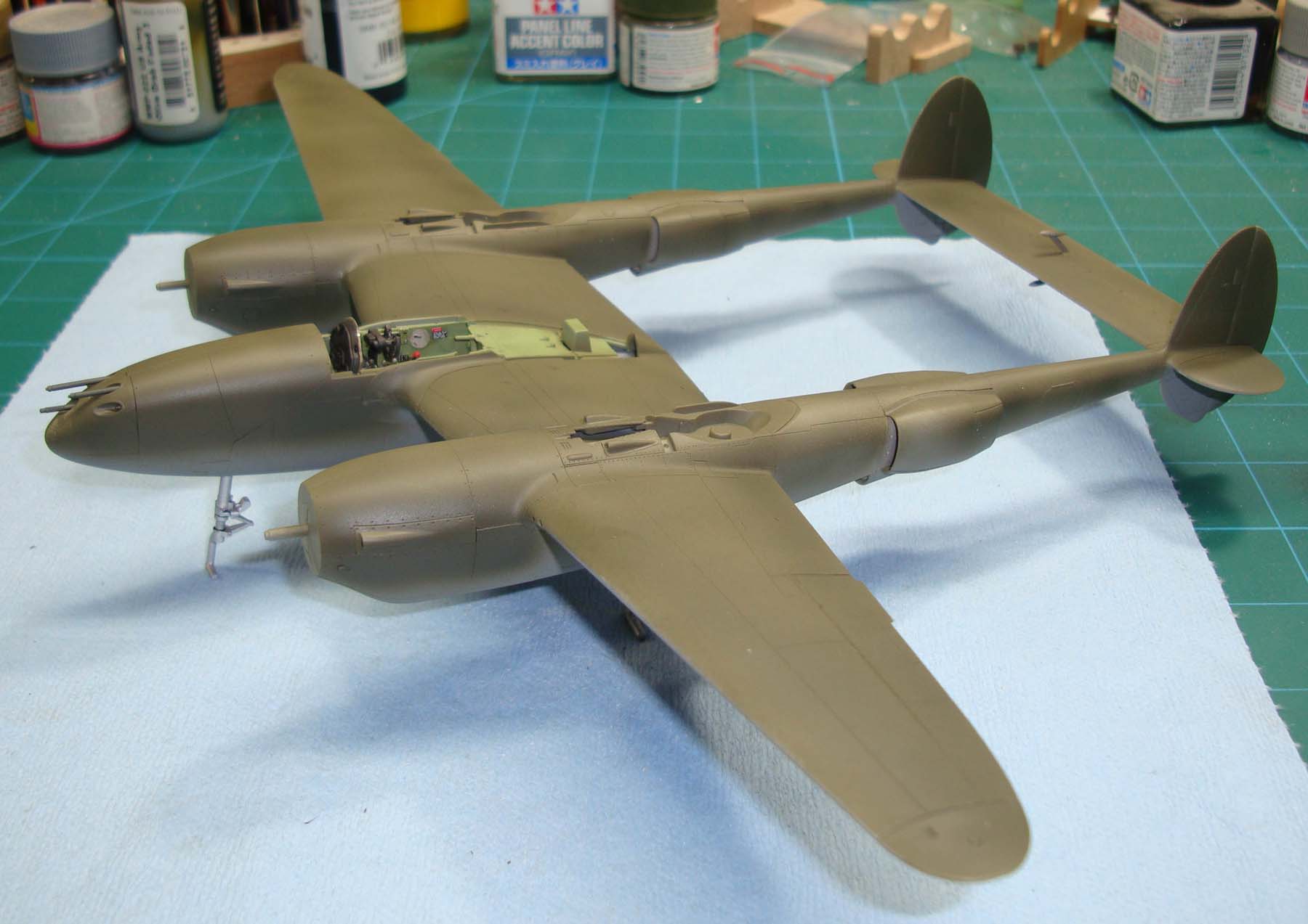 Tamiya 61120 1/48 P-38F Lightning Build Review Image