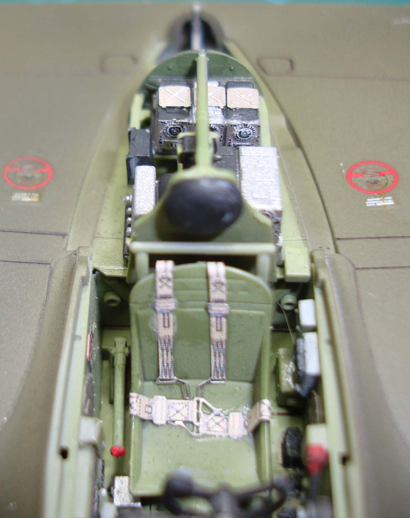 Tamiya 61120 1/48 P-38F Lightning Build Review Image