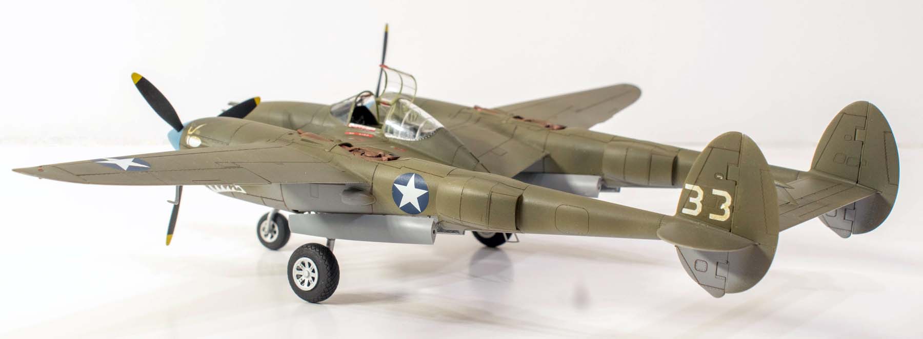 Tamiya 61120 1/48 P-38F Lightning Build Review Image
