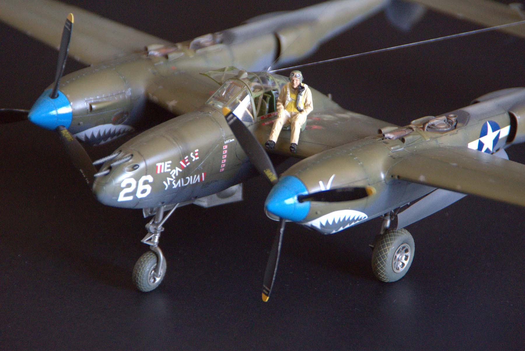 Tamiya 61120 1/48 P-38F Lightning Build Review Image
